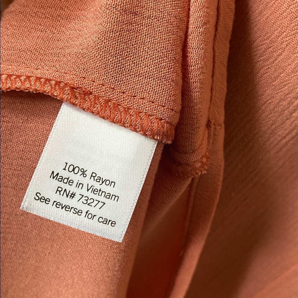 Women's Short Sleeve Tee in Coral NWTs - Picture 11 of 11